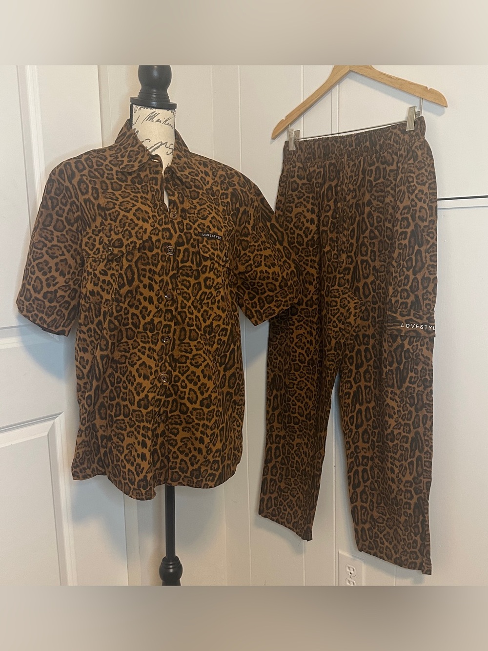 Lovestyle 100% Linen Leopard Print Matching Set Button Down Shirt + Pants Size L